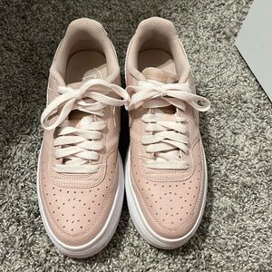 Super cute mauve platform Nikes